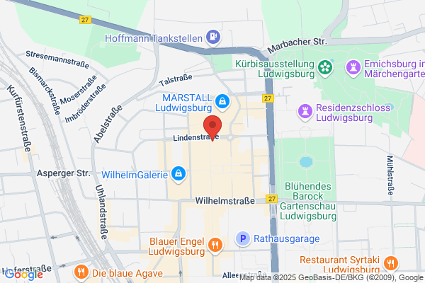 dquadrat - Raum für die Sinne & Krüger Dirndl Store