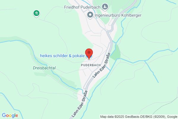 Heike Schilder und Pokale