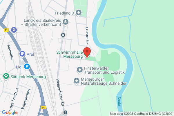 Schwimmhalle