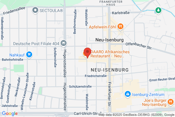 Stadt-Apotheke, Apothekerin Pauline Reisch