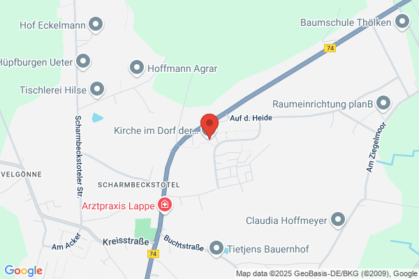 Kirche im Dorf der
