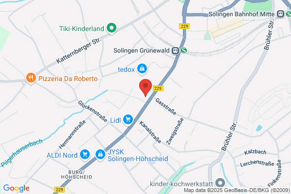 Helmut Schmitz, Claudia