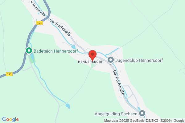 Ev.-Luth.-Kirche und Pfarramt Hennersdorf