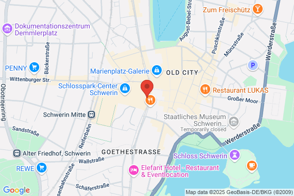 TOM TAILOR Store Schloßpark-Center Fashion