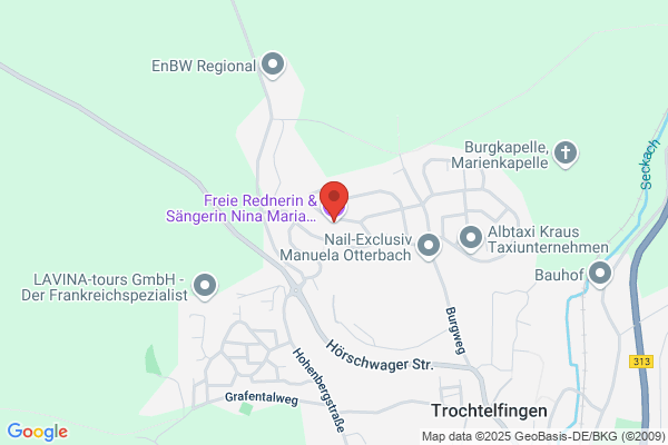 Freie Rednerin & Sängerin Janina Vöhringer