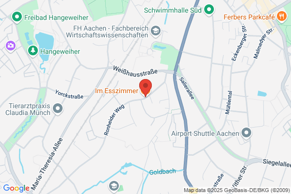 Im Esszimmer