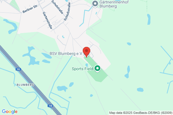 Amt Ahrensfelde/Blumberg Sportplatz und Gemeindehaus