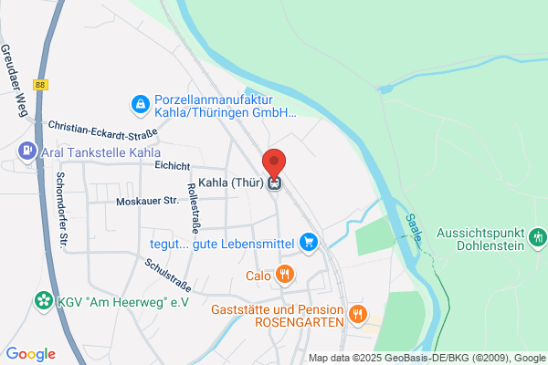 Zum Bahnhof