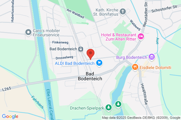Am Bahnhof