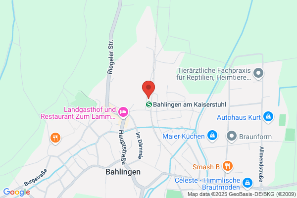 Zum Bahnhof