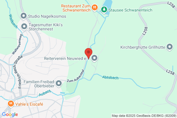 Zur Reithalle