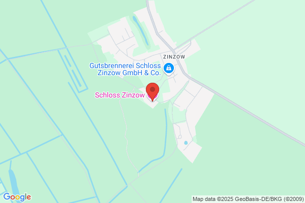 Schloß Zinzow Ferienwohnungen