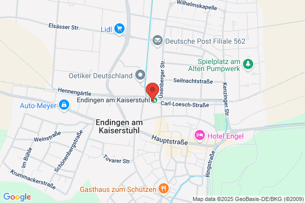 Zum Bahnhof