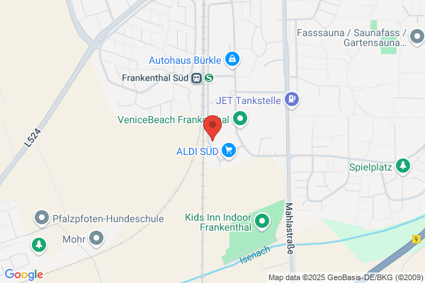 Die rollende Haarkünstlerin