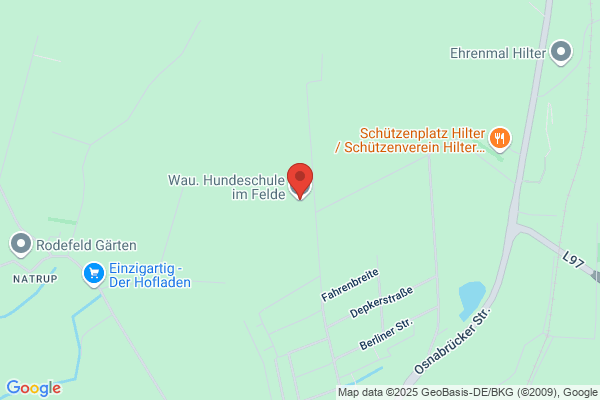 Wau. Hundechule im Felde