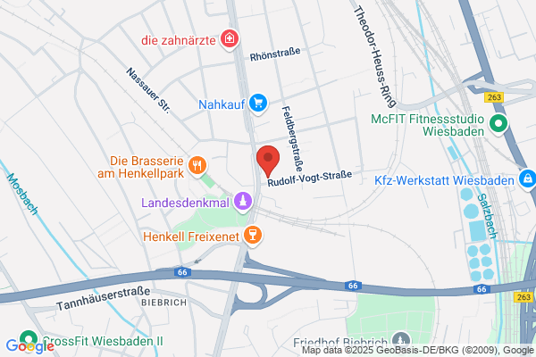adCOMM GmbH