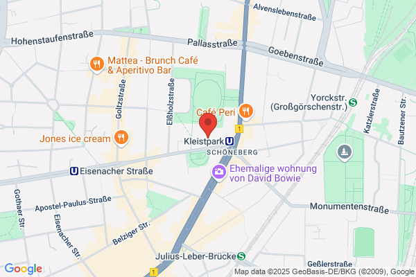 Dipl.-Des. [FH] Charles S. Kuzmanovic